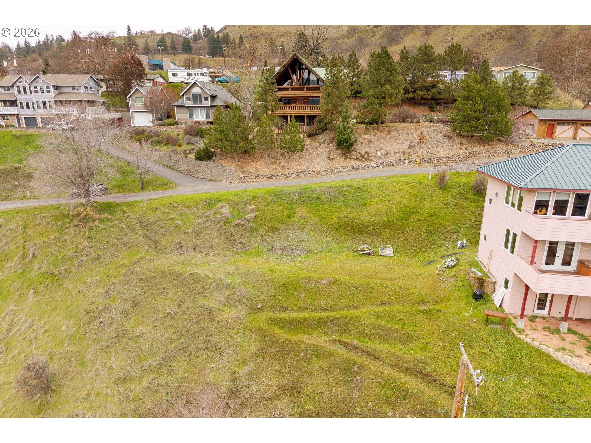 812 Klickitat Street Lyle, WA 98635 - Photo 10 of 13 a view of a city