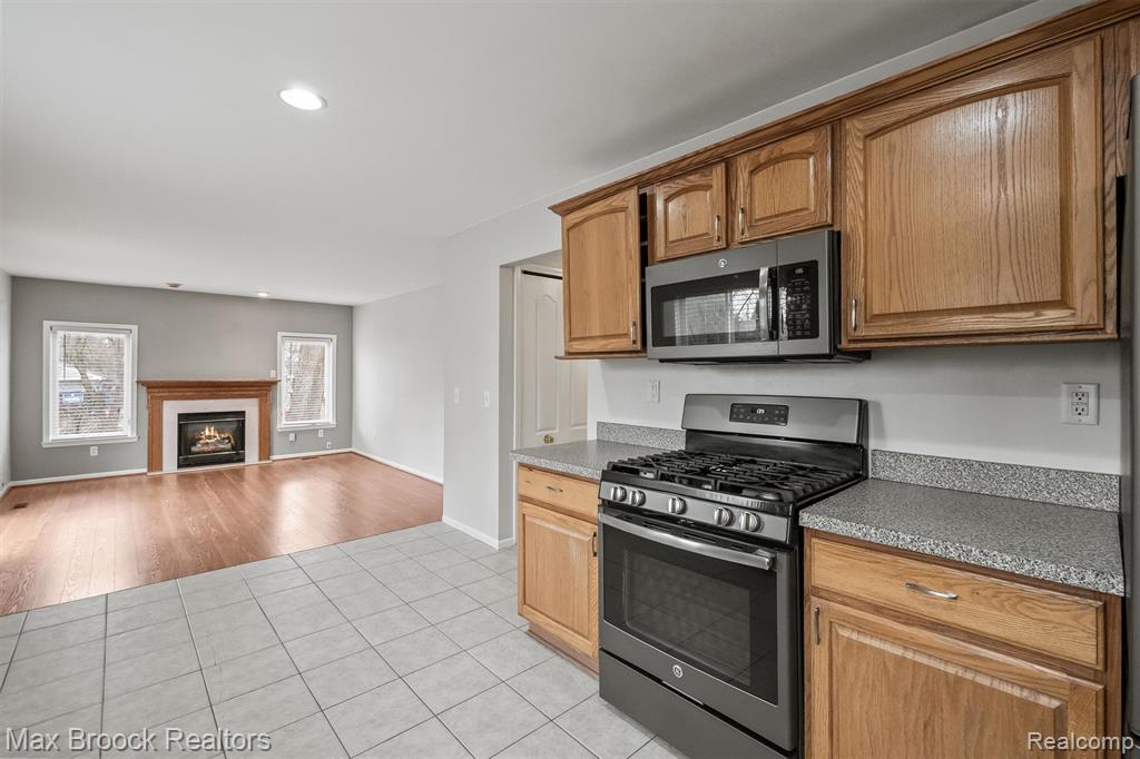 3441 West Auburn Road Rochester Hills, MI 48309 - Photo 15 of 34