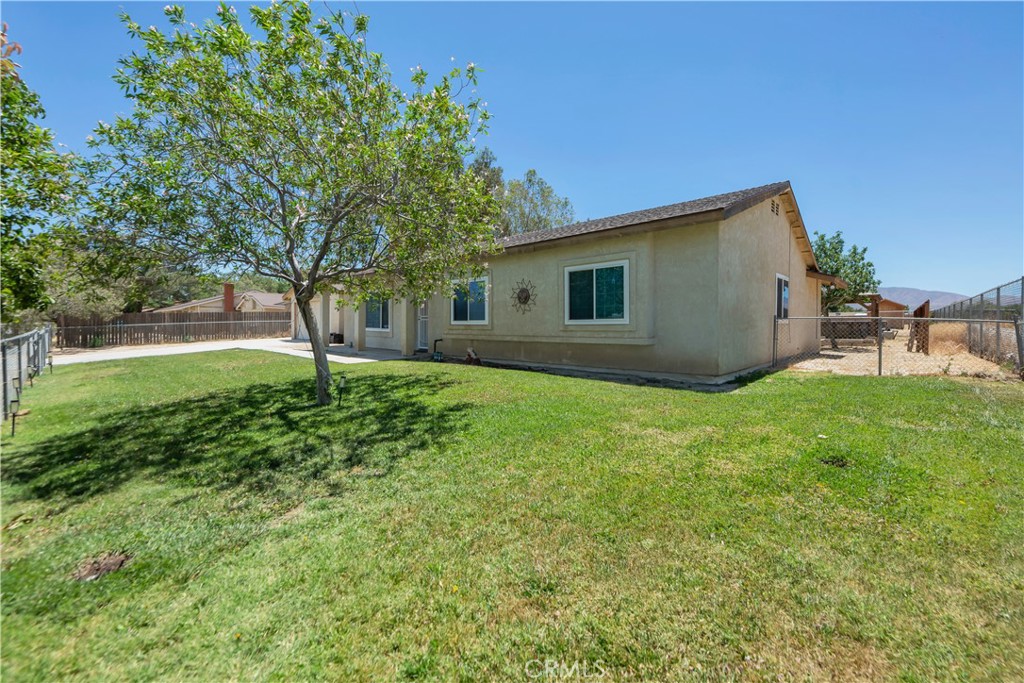 9742 East Ave R 8 Littlerock, CA 93543 - Photo 31 of 41
