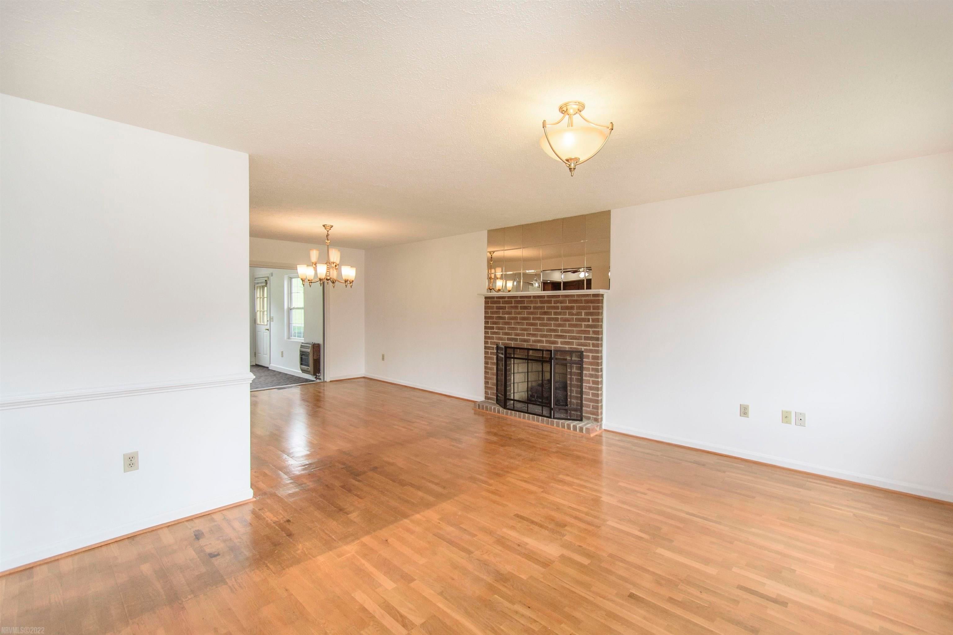580 Atkinson Road Christiansburg, VA 24073 - Photo 2 of 47 Gallery Image 2
