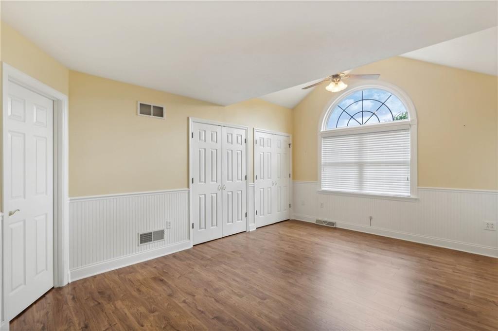 115 East Country Barn Road Houston, PA 15342 - Photo 11 of 34 Gallery Image 11