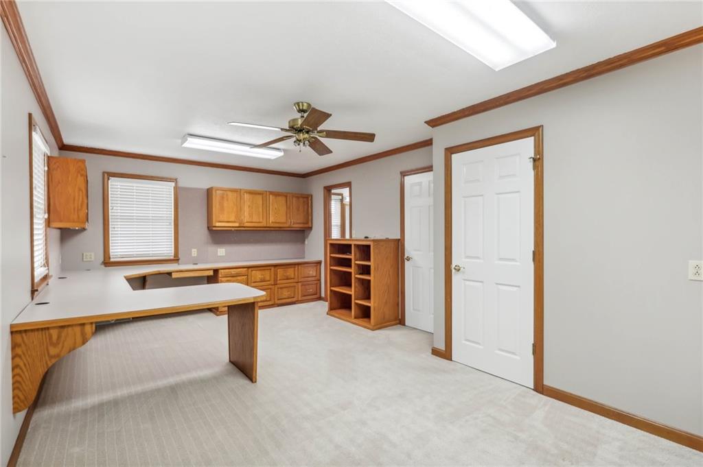 115 East Country Barn Road Houston, PA 15342 - Photo 18 of 34 Gallery Image 18