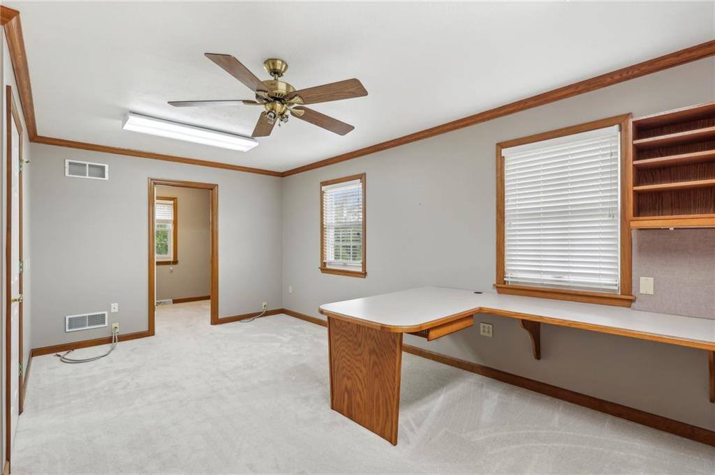 115 East Country Barn Road Houston, PA 15342 - Photo 19 of 34 Gallery Image 19