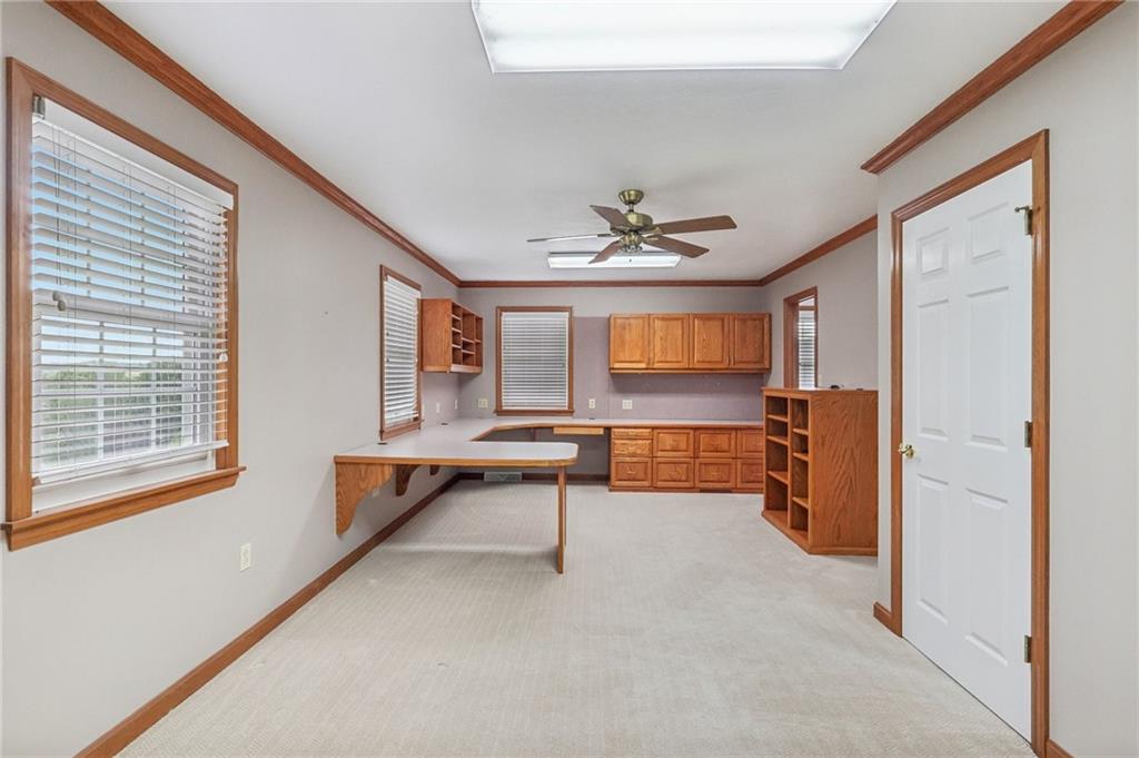 115 East Country Barn Road Houston, PA 15342 - Photo 20 of 34 Gallery Image 20
