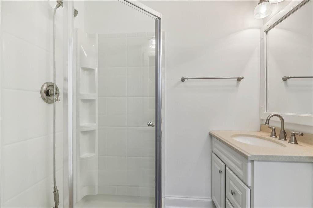 115 East Country Barn Road Houston, PA 15342 - Photo 23 of 34 Gallery Image 23