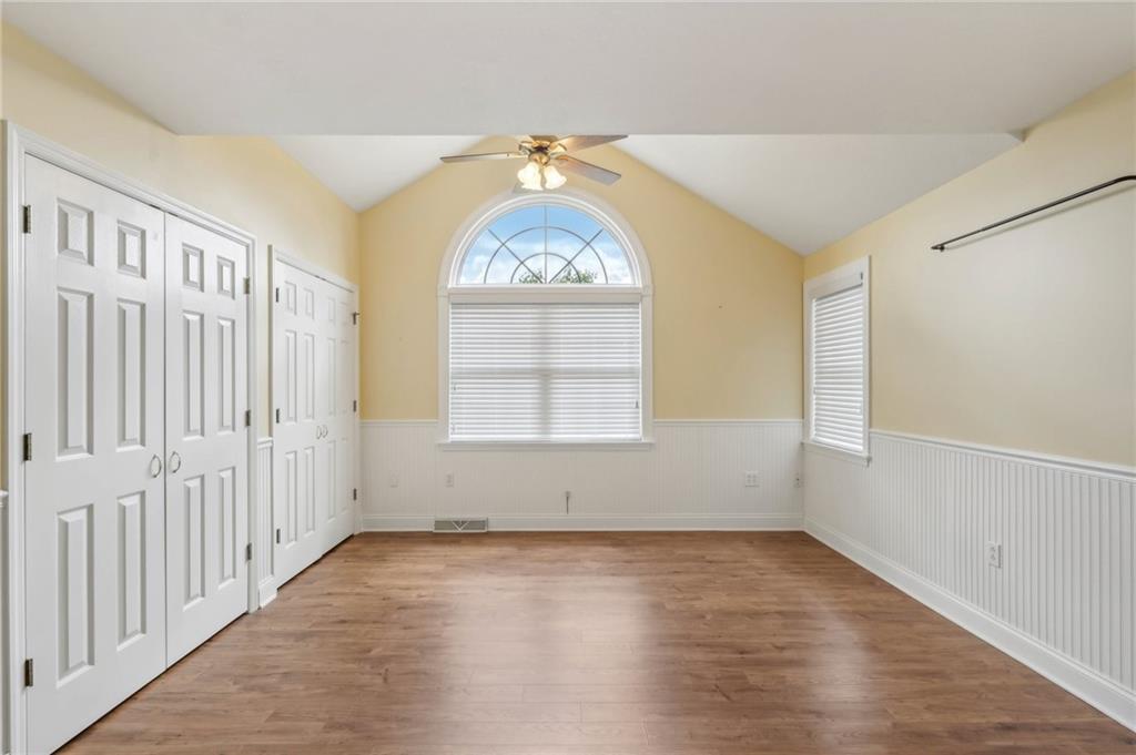 115 East Country Barn Road Houston, PA 15342 - Photo 10 of 34 Gallery Image 10