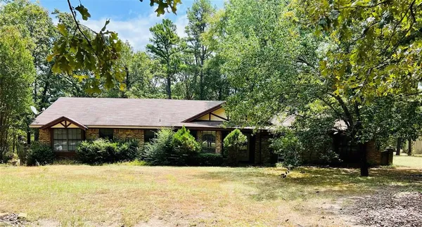 $149,900 | 87 County Road, Powderly, TX 75473