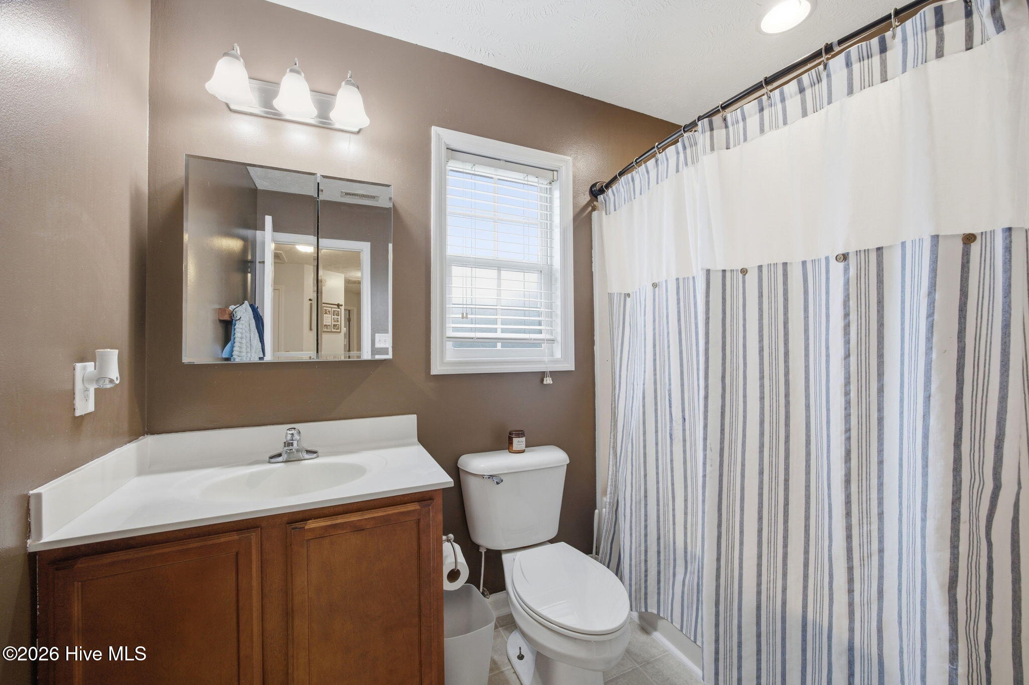 205 Middle Ridge Drive Hubert, NC 28539 - Photo 28 of 47 Second Bathroom