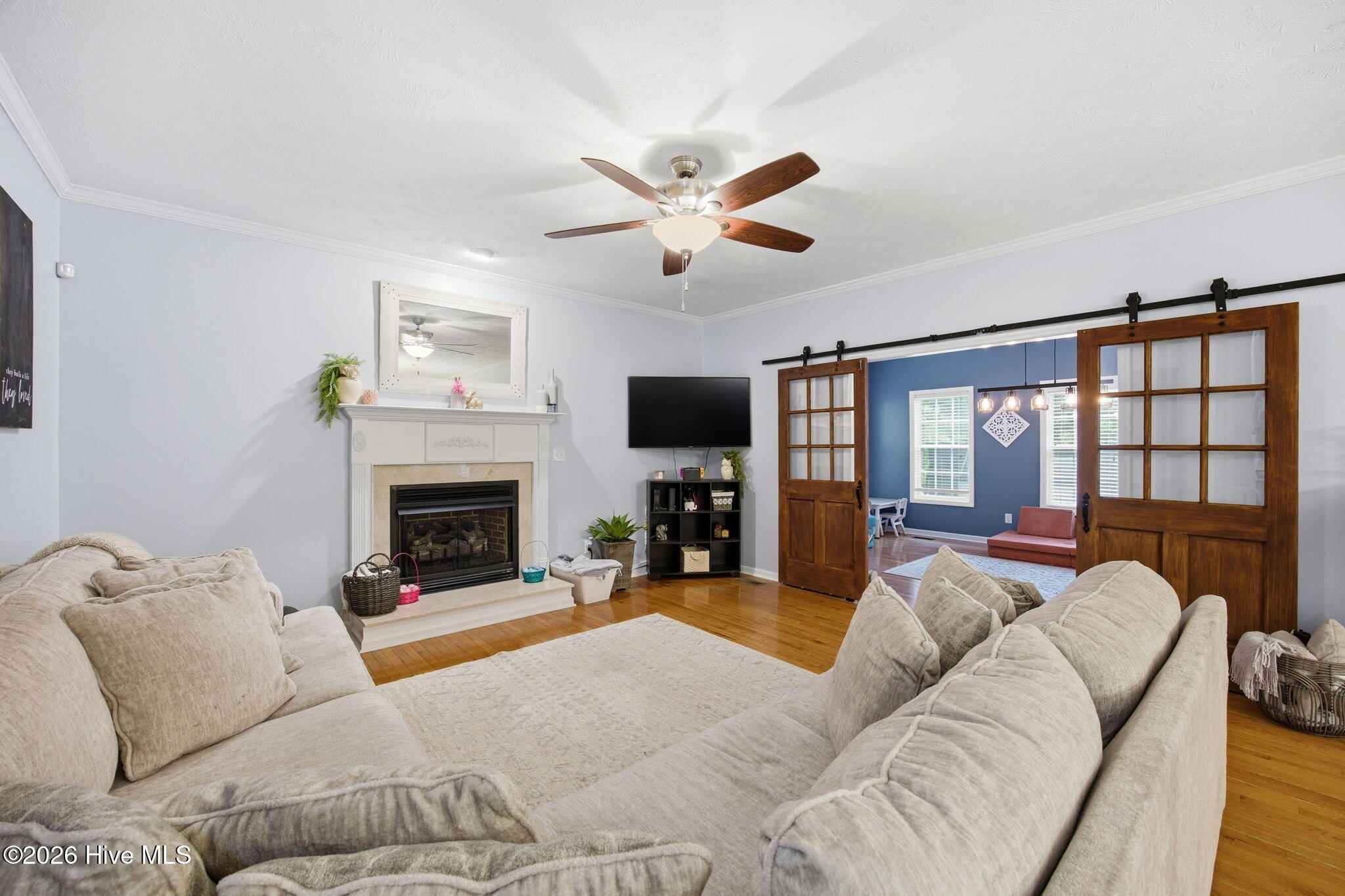 205 Middle Ridge Drive Hubert, NC 28539 - Photo 9 of 47 Living Room