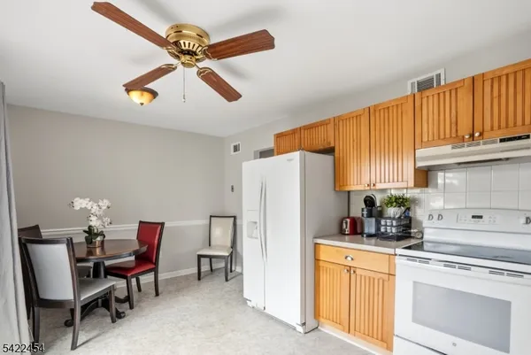 $269,000 | 15276 Aspen Court, Unit 276, Stanhope, NJ 07874