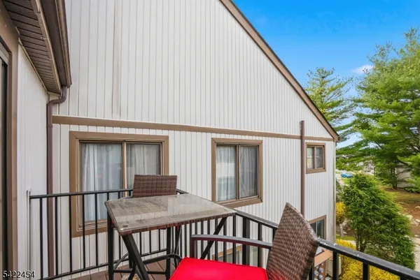 $269,000 | 15276 Aspen Court, Unit 276, Stanhope, NJ 07874
