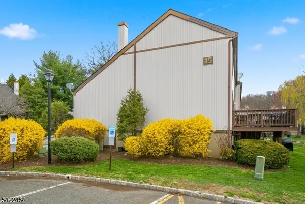 $269,000 | 15276 Aspen Court, Unit 276, Stanhope, NJ 07874