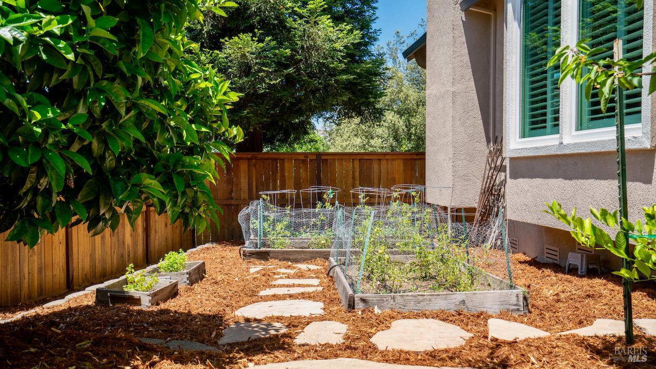 1450 Nighthawk Place Santa Rosa, CA 95409 - Photo 57 of 73