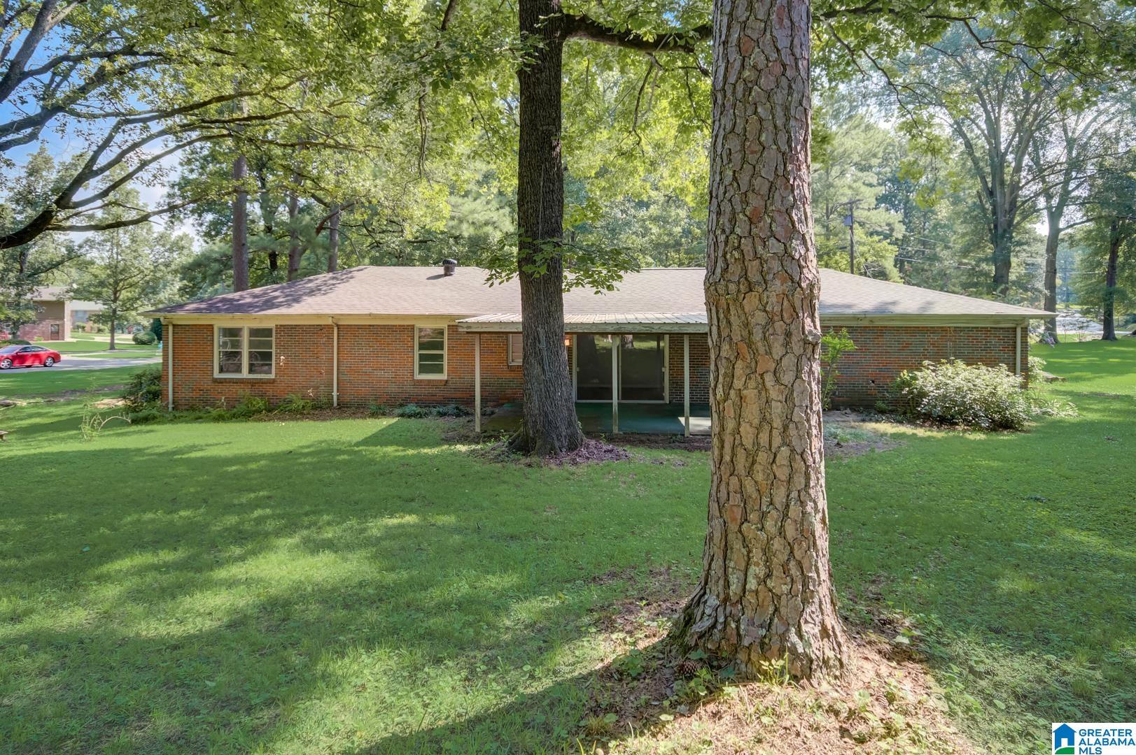 309 Sun Valley Road Birmingham, AL 35215 - Photo 7 of 31