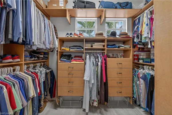 $1,225,000 | 580 Avellino Isles Circle, Unit 201, Naples, FL 34119