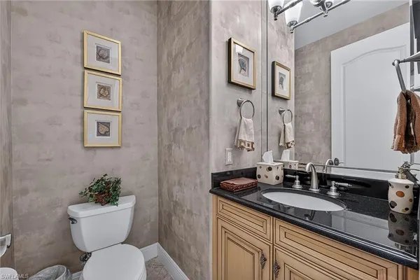 $1,225,000 | 580 Avellino Isles Circle, Unit 201, Naples, FL 34119