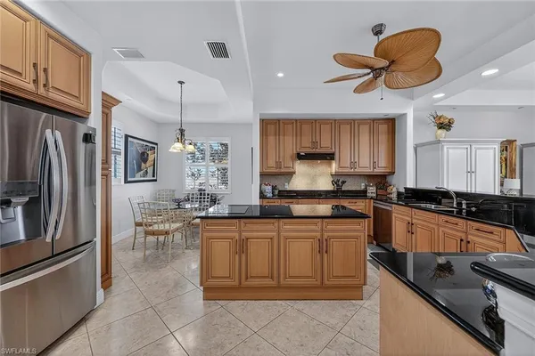 $1,225,000 | 580 Avellino Isles Circle, Unit 201, Naples, FL 34119