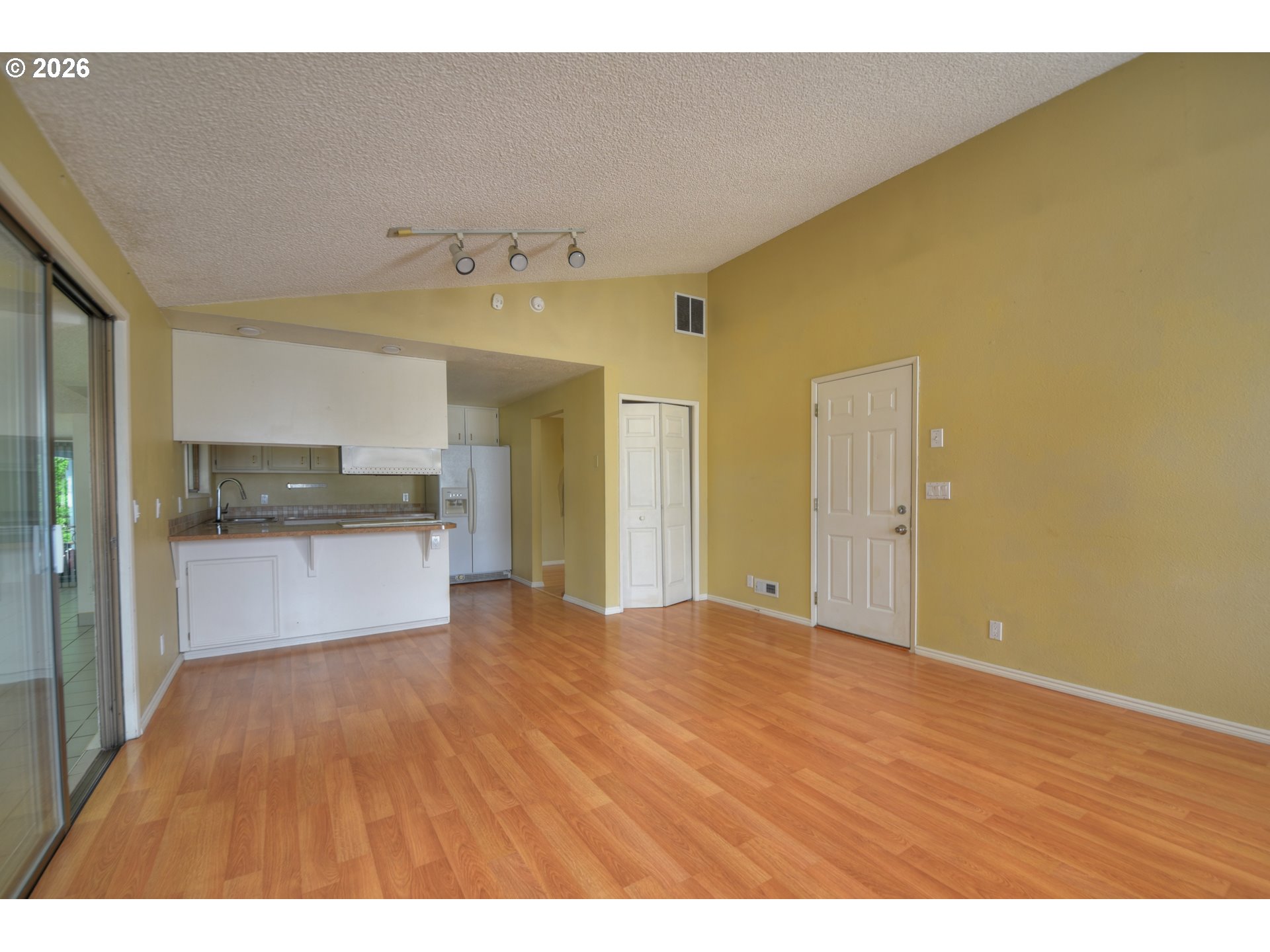 1217 Willagillespie Road Eugene, OR 97401 - Photo 15 of 28 Gallery Image 15