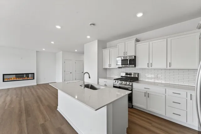 $476,435 | 1092 Ashbury Lane Northeast, Hanover, MN 55341