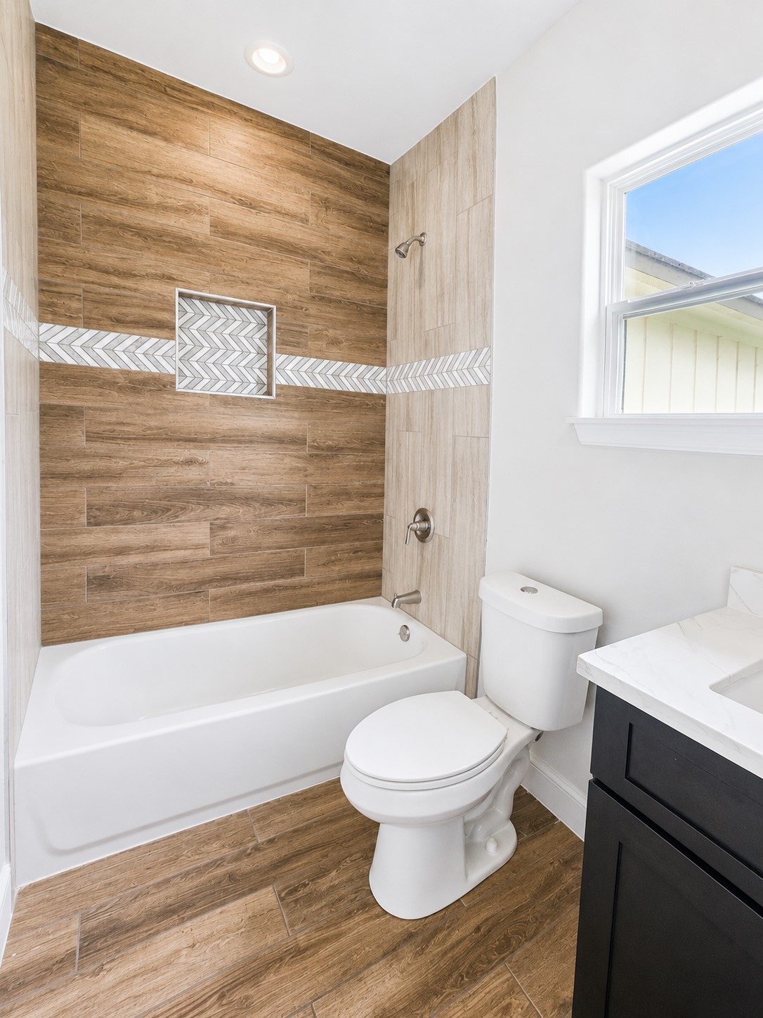 904 East Austin Street Luling, TX 78648 - Photo 6 of 12