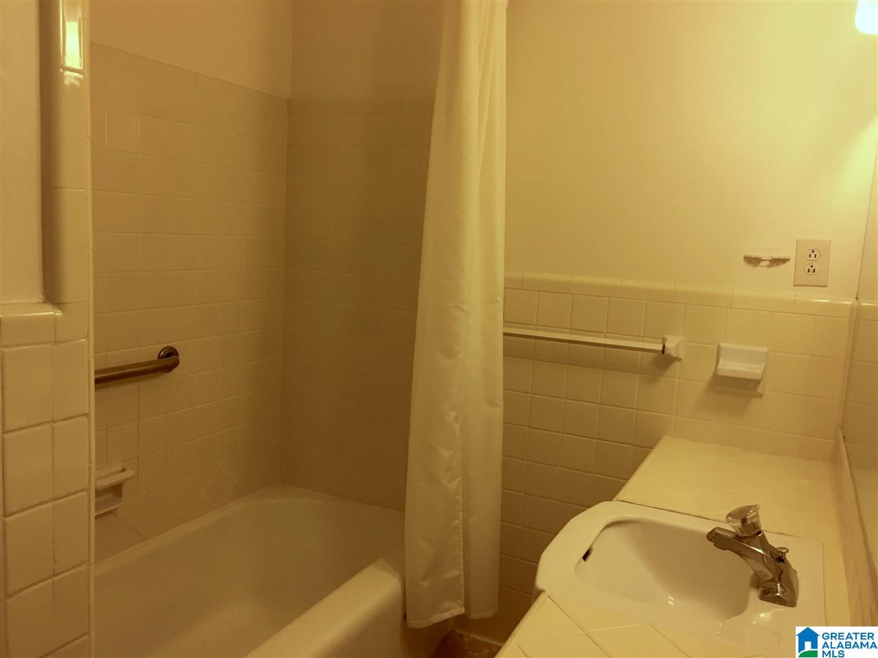 3335 Brookwood Road Birmingham, AL 35223 - Photo 19 of 33