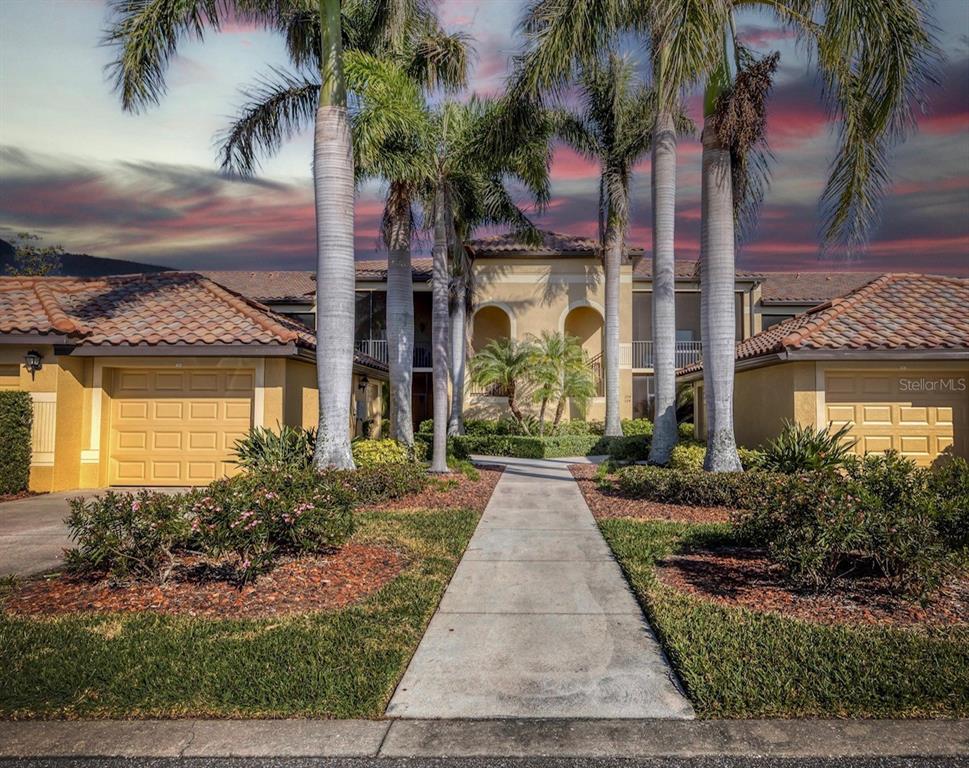 7205 River Hammock Drive, Unit 104, Bradenton, FL 34212 Compass