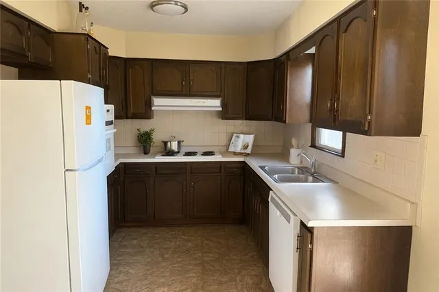 $2,200,000 | 1512-1514 Southwest Sunset Street, Blue Springs, MO 64015