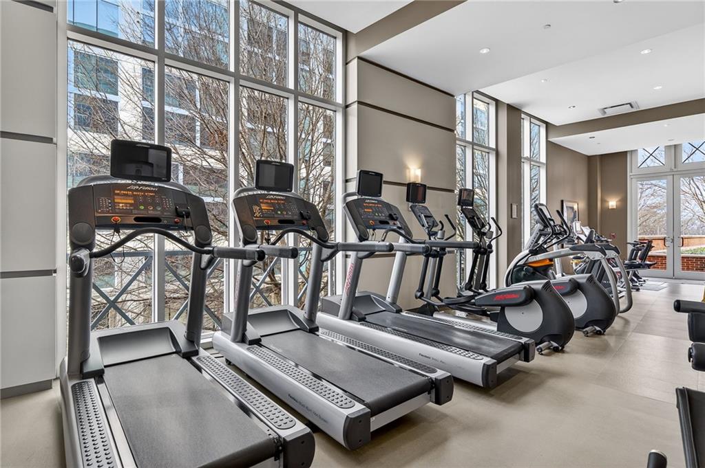 1820 Peachtree Road Northwest, Unit 312 Atlanta, GA 30309 - Photo 44 of 51 a view of a room with gym equipment