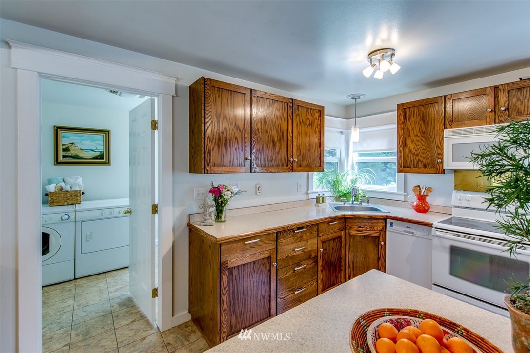 4119 Robinson Road Northeast Bremerton, WA 98310 - Photo 14 of 25 Gallery Image 14