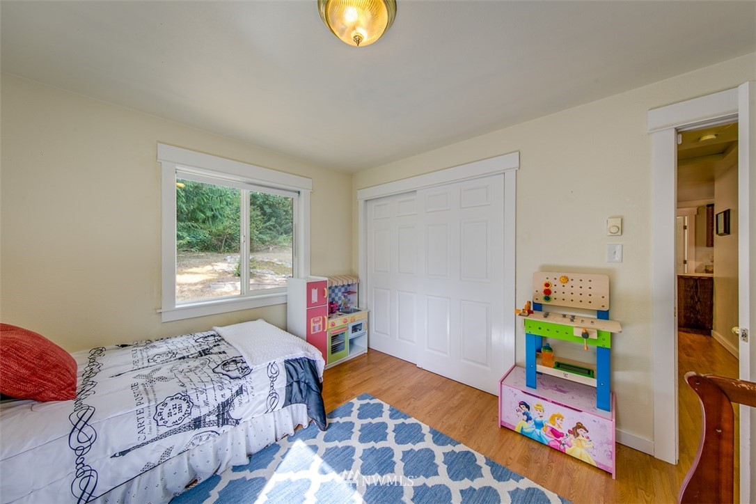 4119 Robinson Road Northeast Bremerton, WA 98310 - Photo 21 of 25 Gallery Image 21