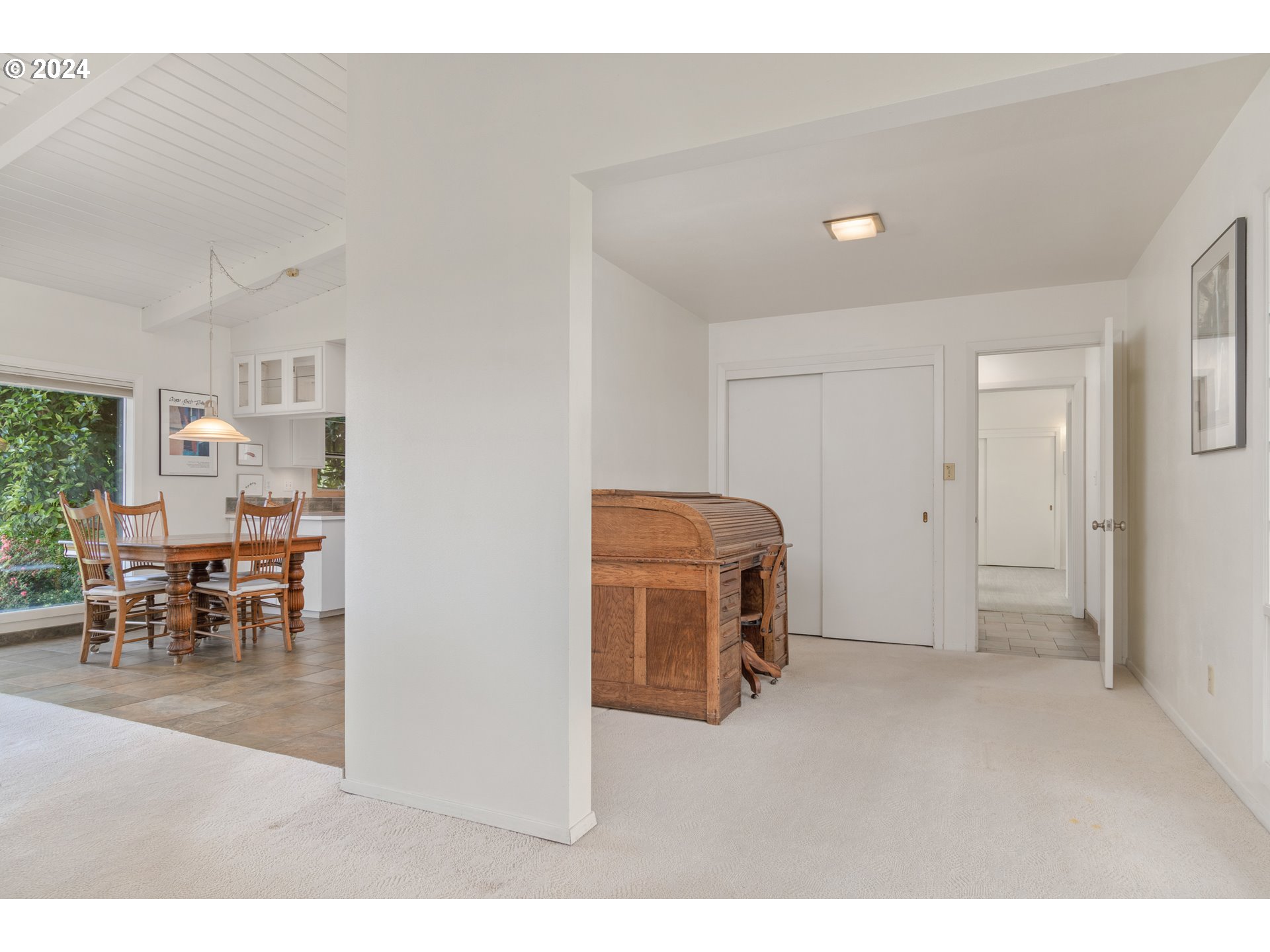 3430 View Lane Eugene, OR 97405 - Photo 14 of 48 a living room with furniture