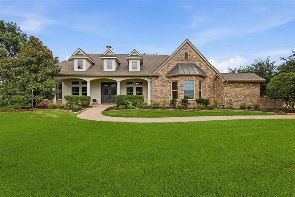 $1,395,000 | 105 Bee Caves Road, Lucas, TX 75002