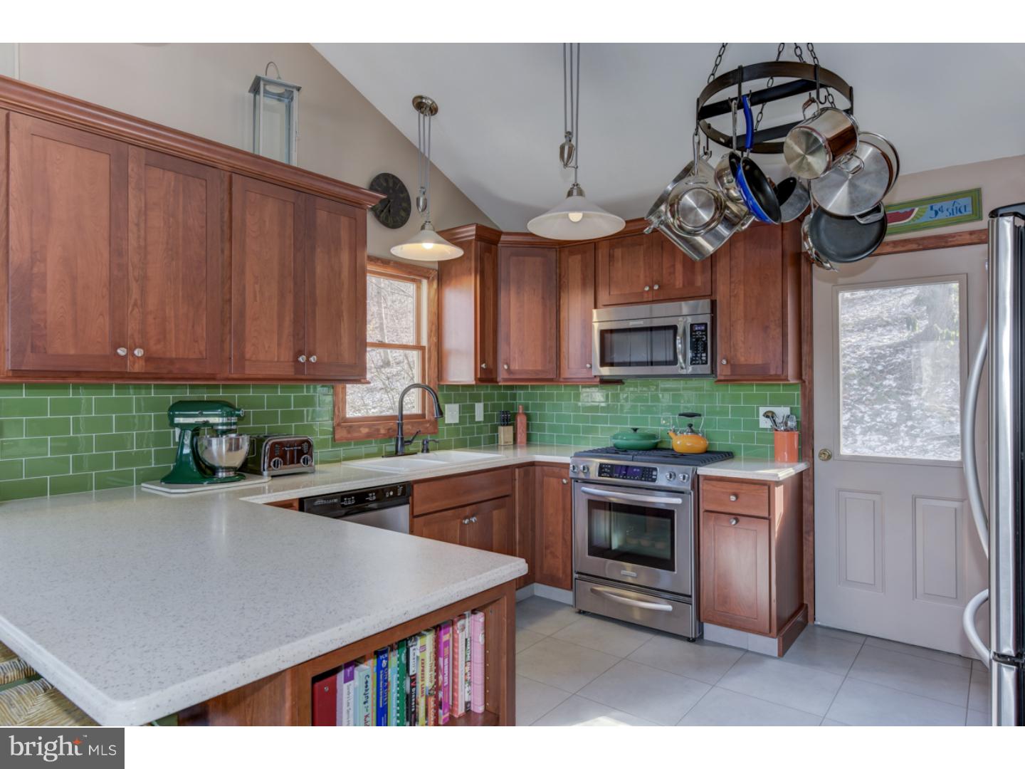 1226 Prizer Road Pottstown, PA 19465 - Photo 13 of 25 Gallery Image 13