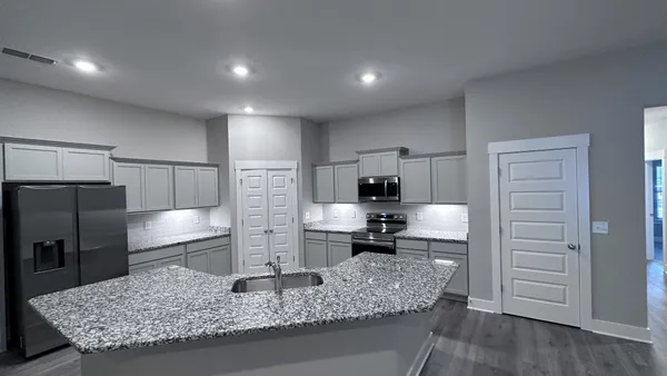 $439,000 | 1426 Suzanne Drive, Murfreesboro, TN 37128