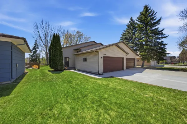 $275,000 | 1908 20th Avenue South, Fargo, ND 58103