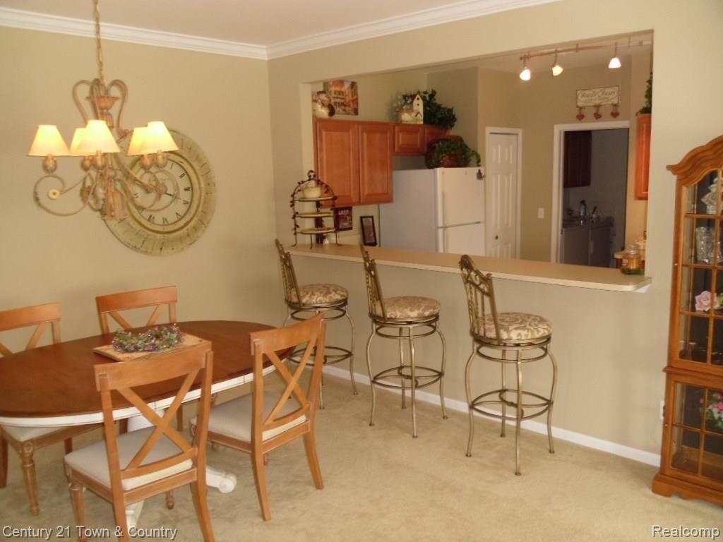 1841 Flagstone Circle, Unit 153 Rochester, MI 48307 - Photo 9 of 28 007.jpg