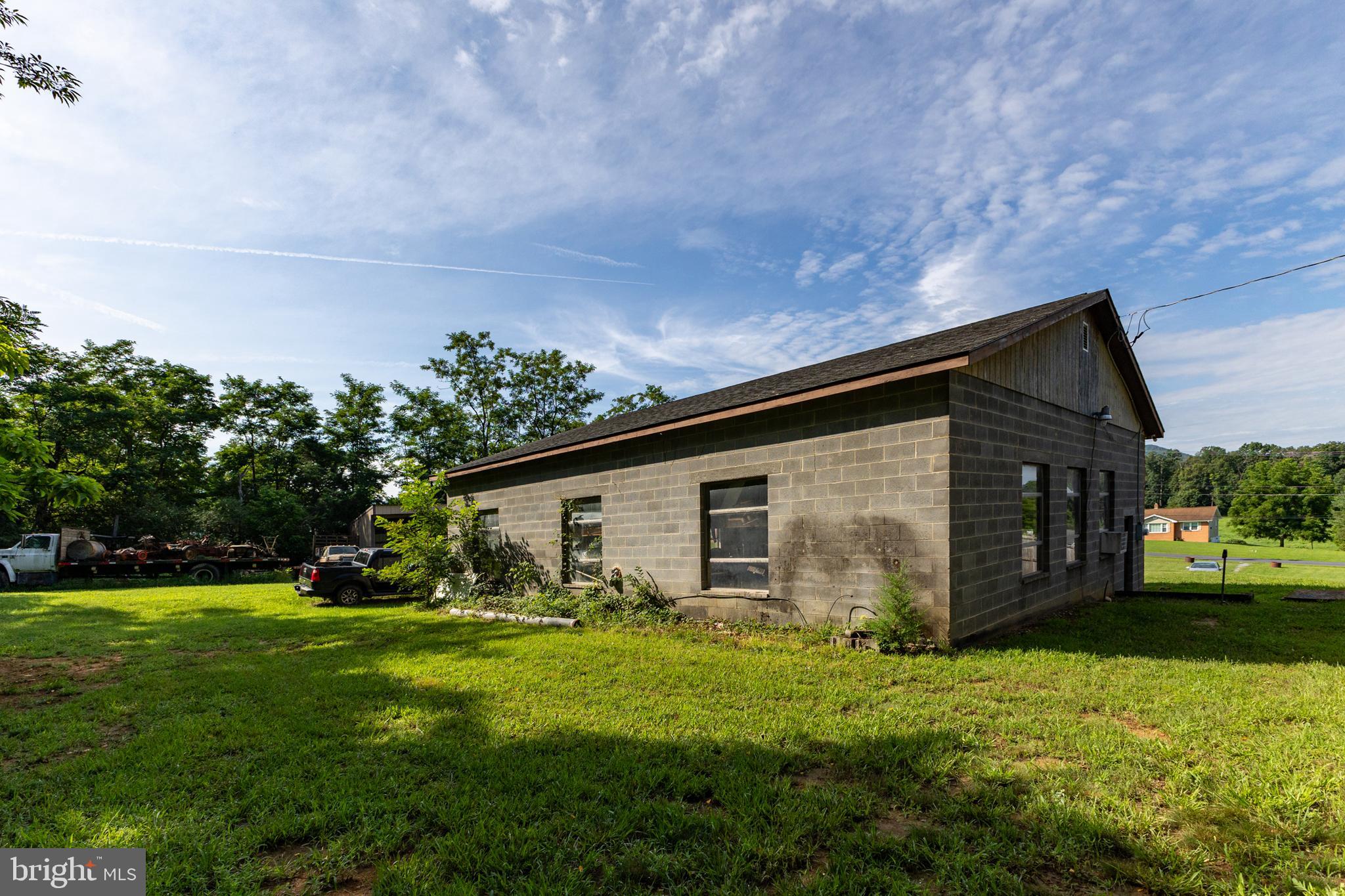 77 Honeyville Road Stanley, VA 22851 - Photo 12 of 31