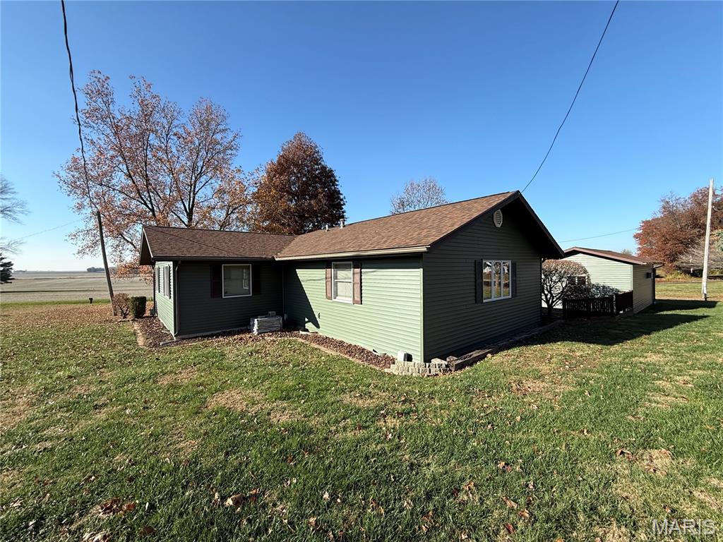 1458 North Carlyle Road Vandalia, IL 62471 - Photo 18 of 21