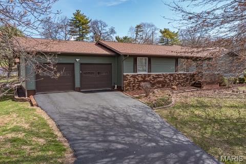 1458 North Carlyle Road Vandalia, IL 62471 - Photo 2 of 20