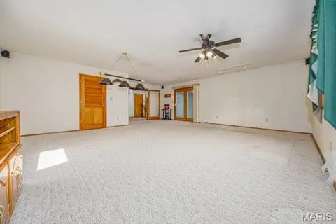$225,000 | 1458 North Carlyle Road, Vandalia, IL 62471