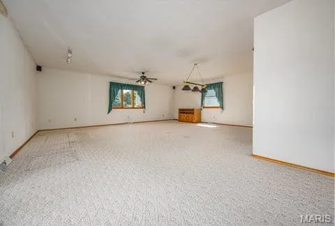 $225,000 | 1458 North Carlyle Road, Vandalia, IL 62471