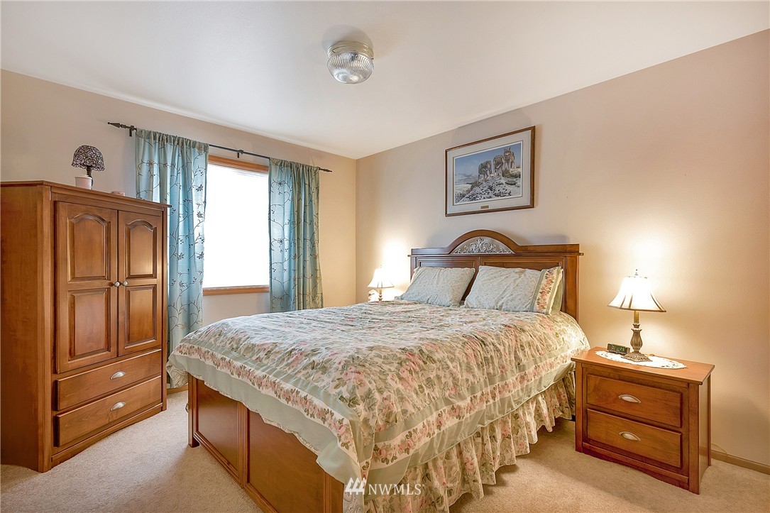 8045 Niska Road Birch Bay, WA 98230 - Photo 16 of 24 Gallery Image 16
