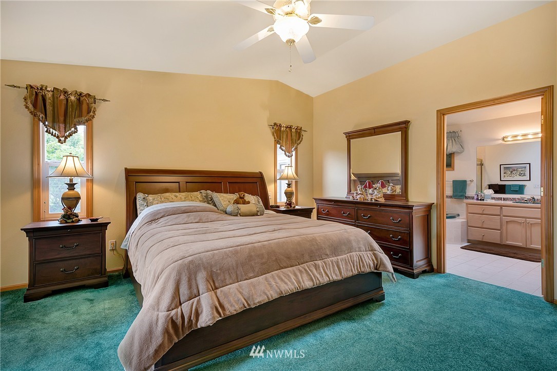 8045 Niska Road Birch Bay, WA 98230 - Photo 17 of 24 Gallery Image 17