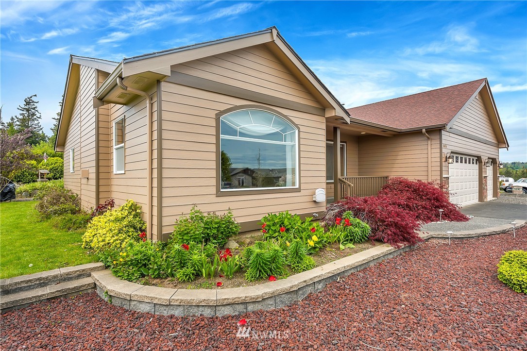8045 Niska Road Birch Bay, WA 98230 - Photo 3 of 24 Gallery Image 3