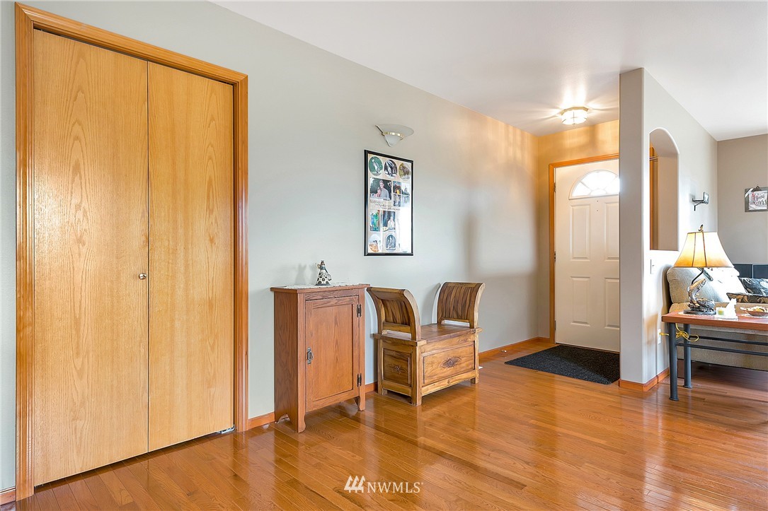 8045 Niska Road Birch Bay, WA 98230 - Photo 5 of 24 Gallery Image 5