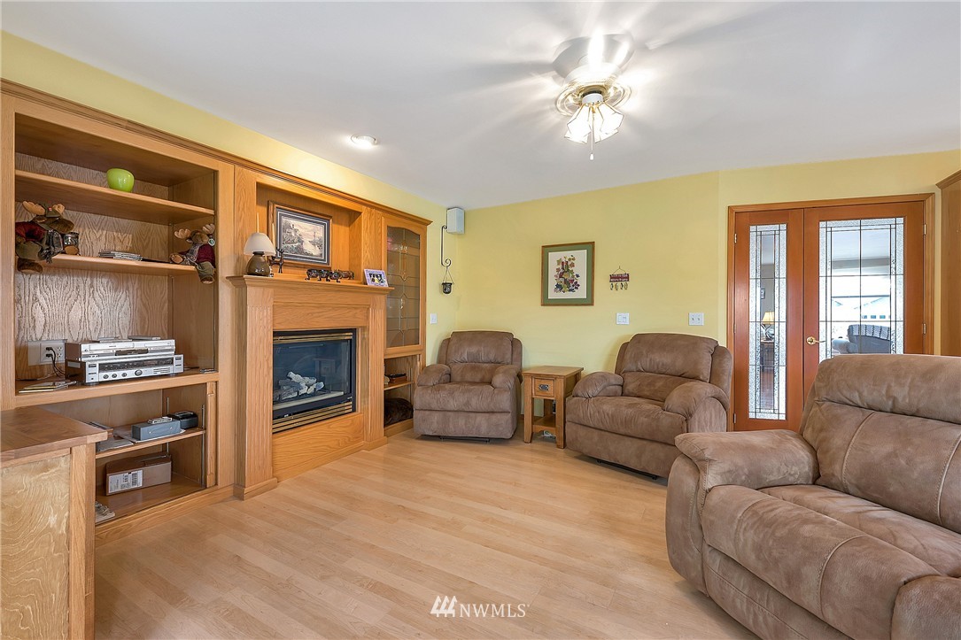 8045 Niska Road Birch Bay, WA 98230 - Photo 8 of 24 Gallery Image 8