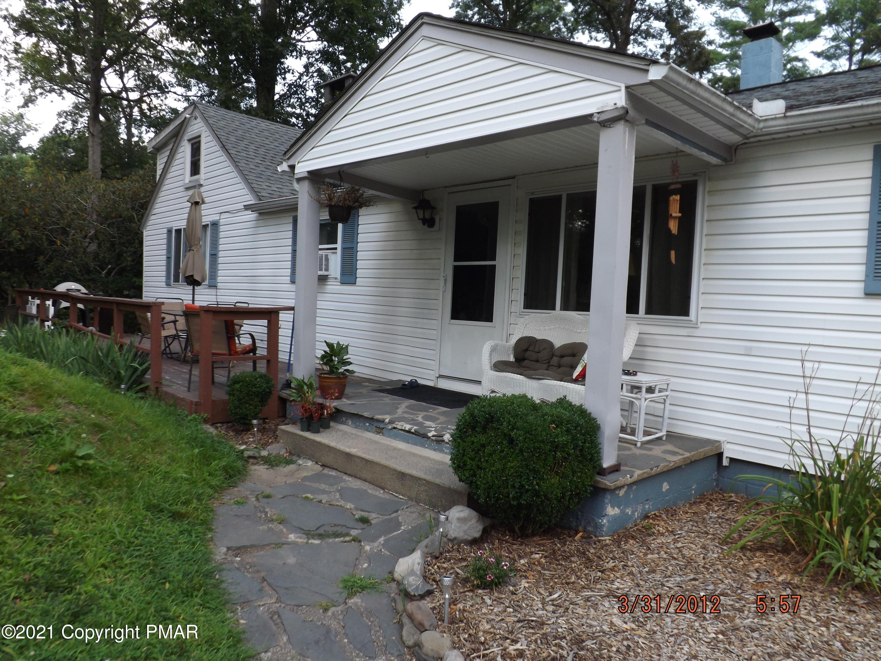 353 Preacher Hill Road Cresco, PA 18326 - Photo 3 of 25 DSCF2181