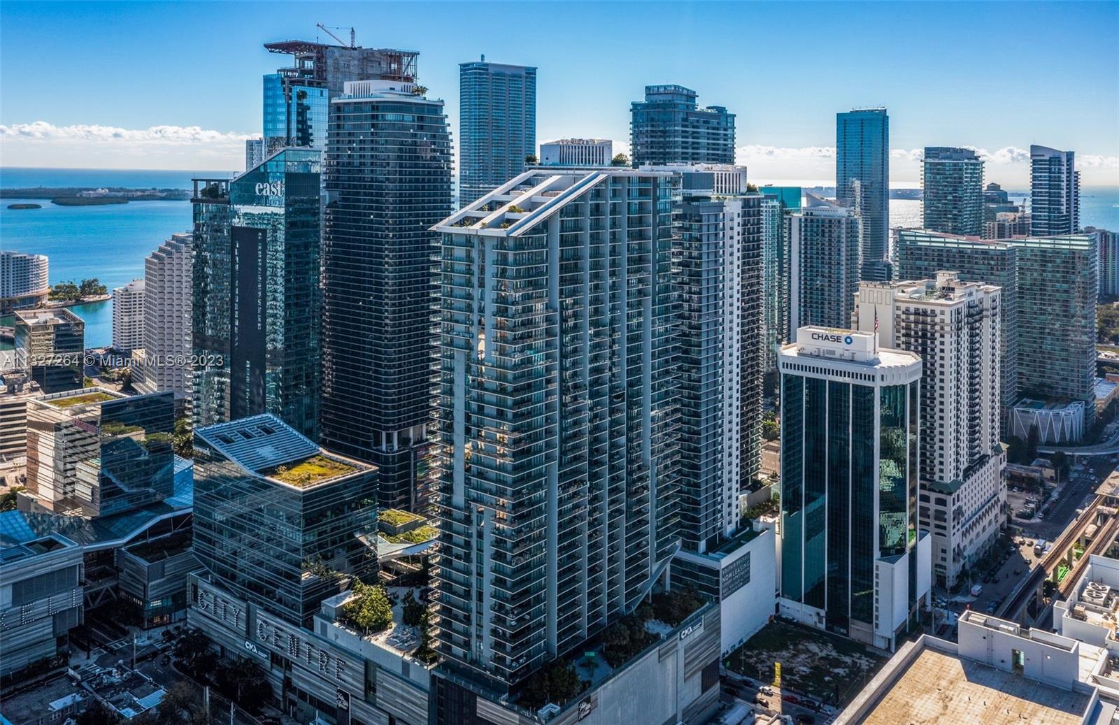 88 Southwest 7th Street, Unit 1212 Miami, FL 33130 - Photo 40 of 45 a view of buildings