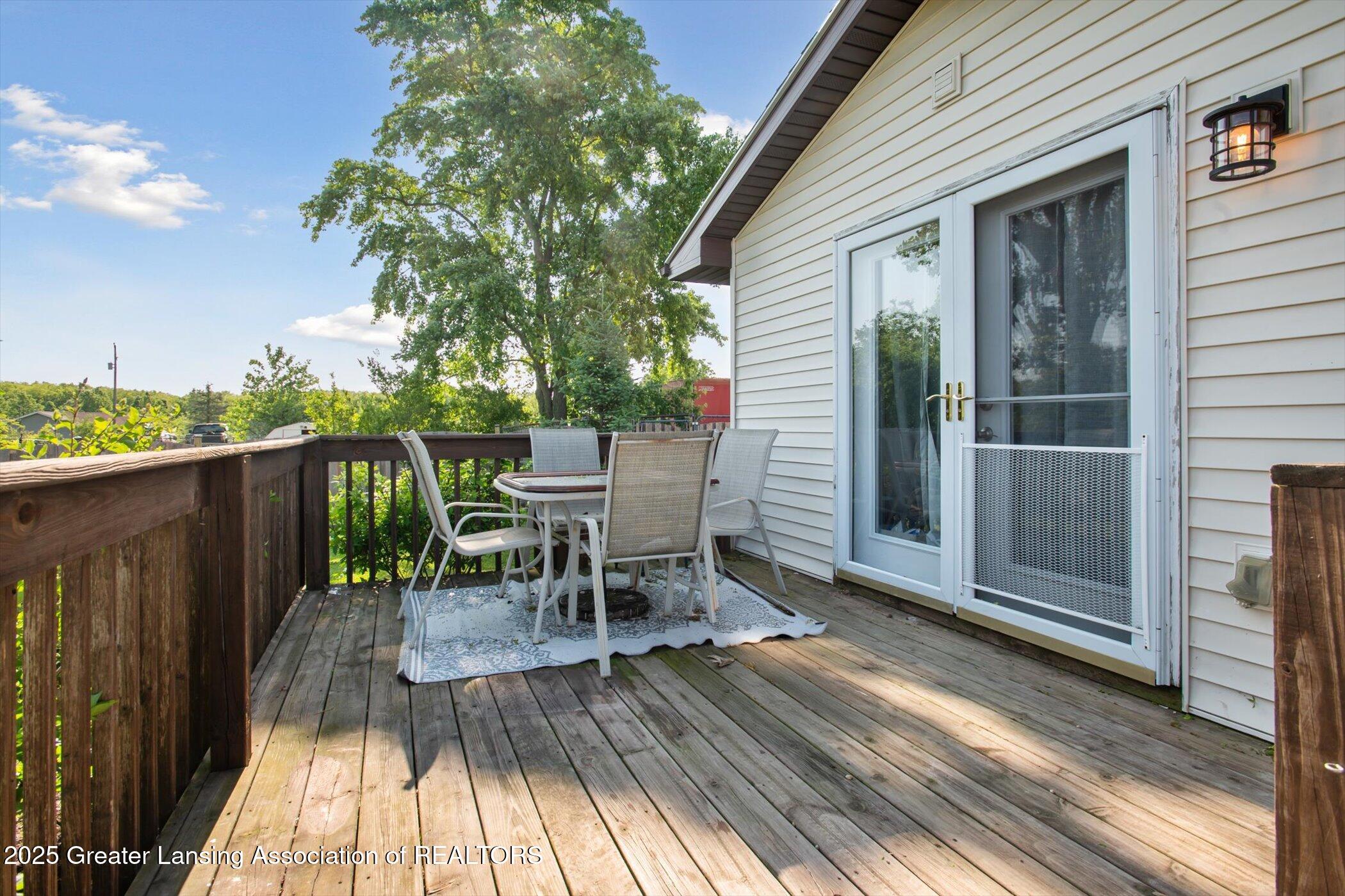 1234 Lamb Road Mason, MI 48854 - Photo 41 of 61 40-1234-Lamb-Rd-Mason-MI-48854-WindowSti