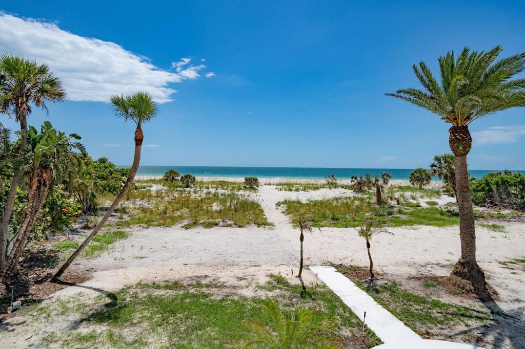 1114 Mandalay Point Road Clearwater Beach, FL 33767 - Photo 23 of 30